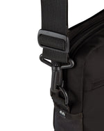 حقيبة JanSport Cntrl Adptive Accssry Bag حقيبة كروس بودي مركزية متكيفة باللون الأسود EK0A5BIGN551