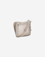 حقيبة كتف متوسطة الحجم من كيبلينج أرتو ميتاليك جلو C210878-48I