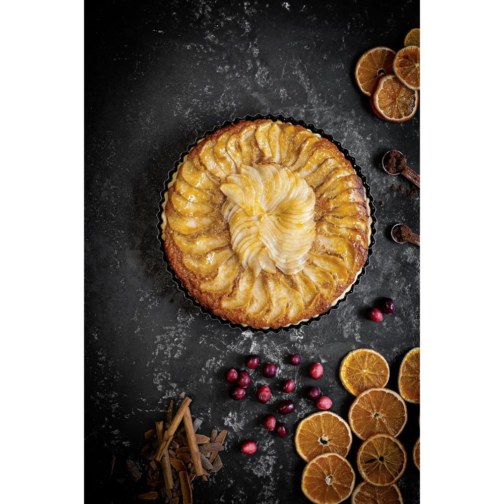 صينية كيش ماك سي بي غير لاصقة مقاس 23 سم، لون أسود