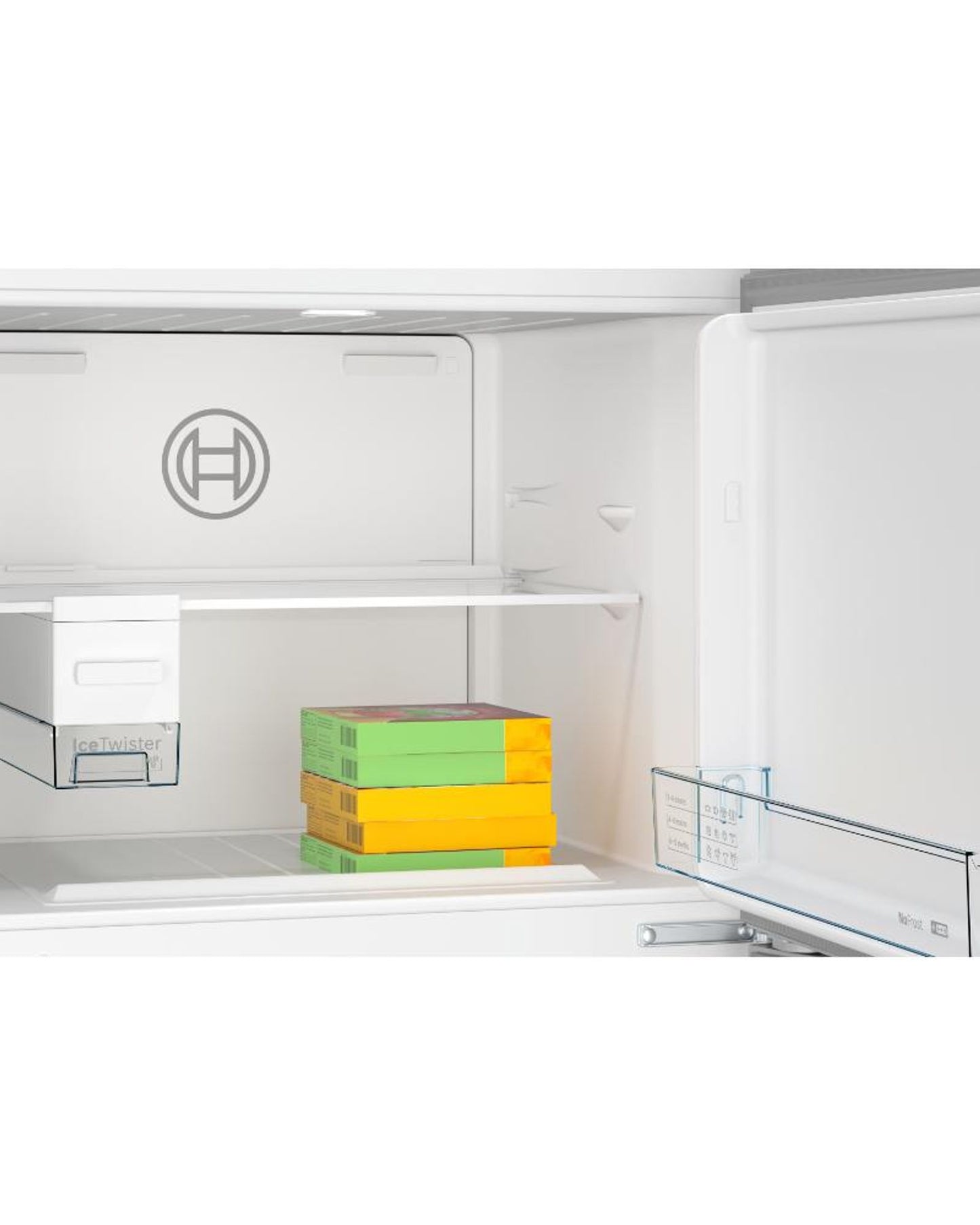 ثلاجة فريزر بوش سلسلة 4 قائمة بذاتها مع فريزر علوي سعة 581 لترًا