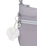 حقيبة كروس متوسطة الحجم من كيبلينج إيزيلا تندر رمادية اللون C202144-1FB