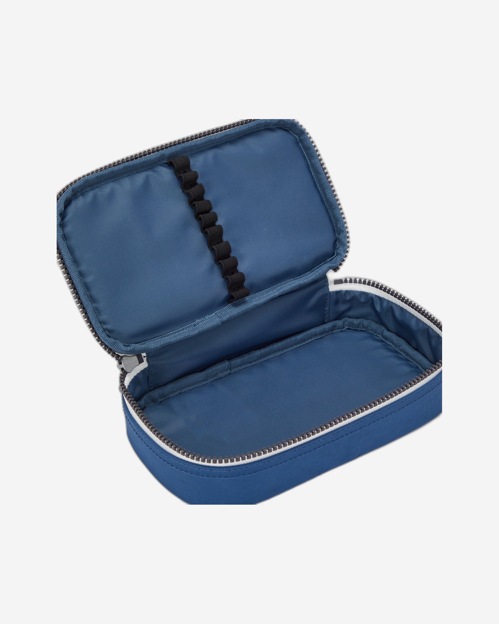 حافظة أقلام كيبلينج فانتسي بلو متوسطة الحجم، ٥٠ قلمًا، C210999-8FB