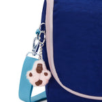 حقيبة غداء كيبلينج نيو كيشيرو سولار نيفي سي كبيرة مع جراب عربة C215289-AF9