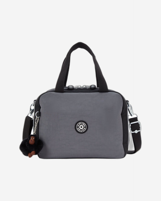 حقيبة غداء كبيرة من كيبلينج ميو باللون الأسود الفضائي (مع جيب لعربة السفر) 15381-2GX