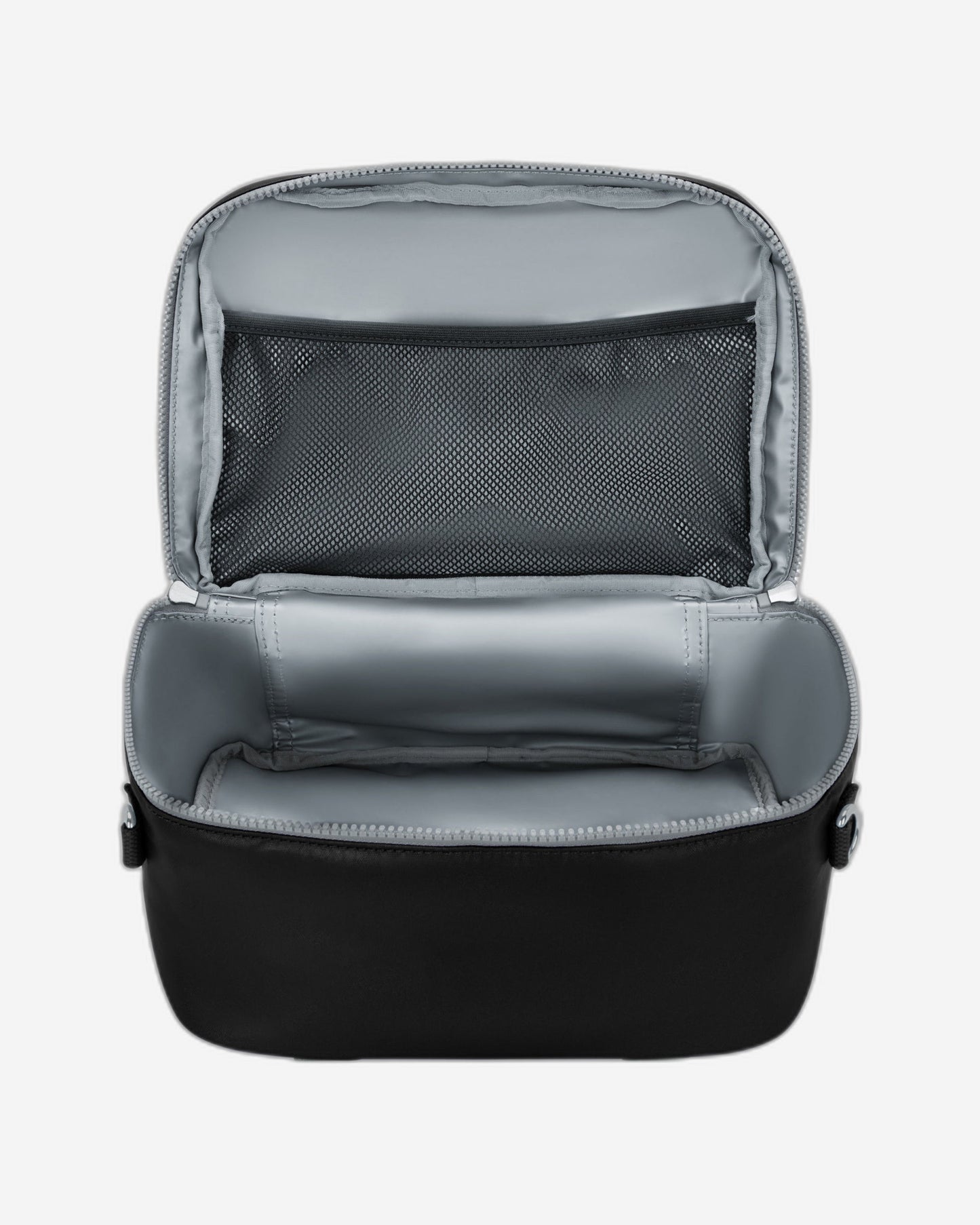 حقيبة غداء كبيرة من كيبلينج ميو باللون الأسود الفضائي (مع جيب لعربة السفر) 15381-2GX