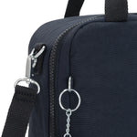 حقيبة غداء كبيرة Kipling Miyo True Blue Tonal مع جراب عربة 15381-4DX