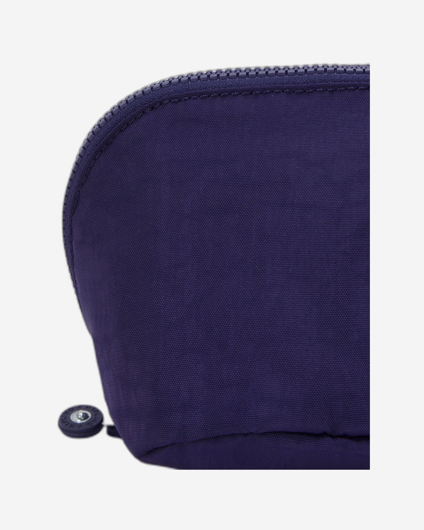 حقيبة أدوات تجميل كبيرة من كيبلينج، طراز ميركو إم، لون أزرق قمري، رقم الموديل I3401-4GA