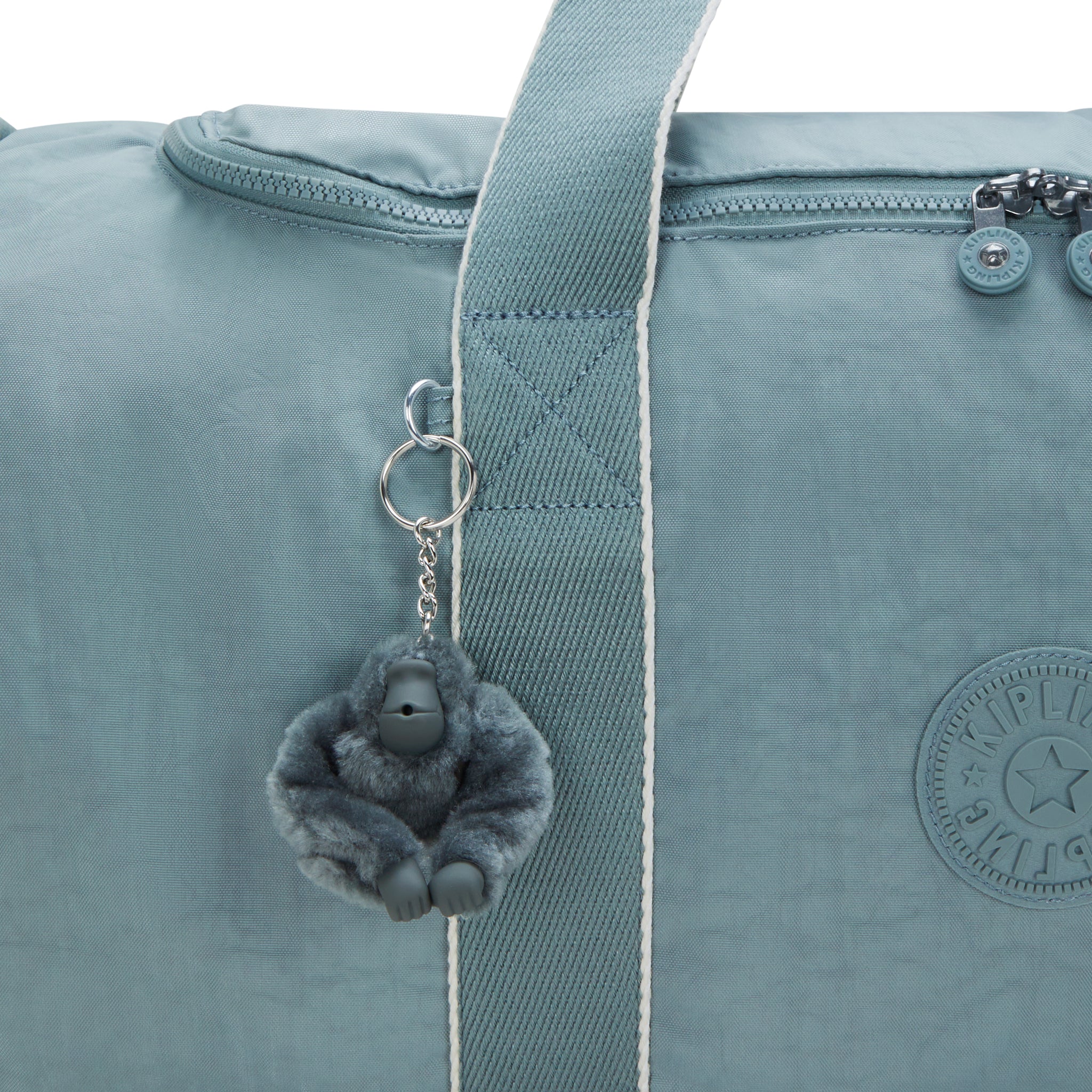 حقيبة Kipling Argus M رمادية مريحة كبيرة لعطلة نهاية الأسبوع I3826-3NL