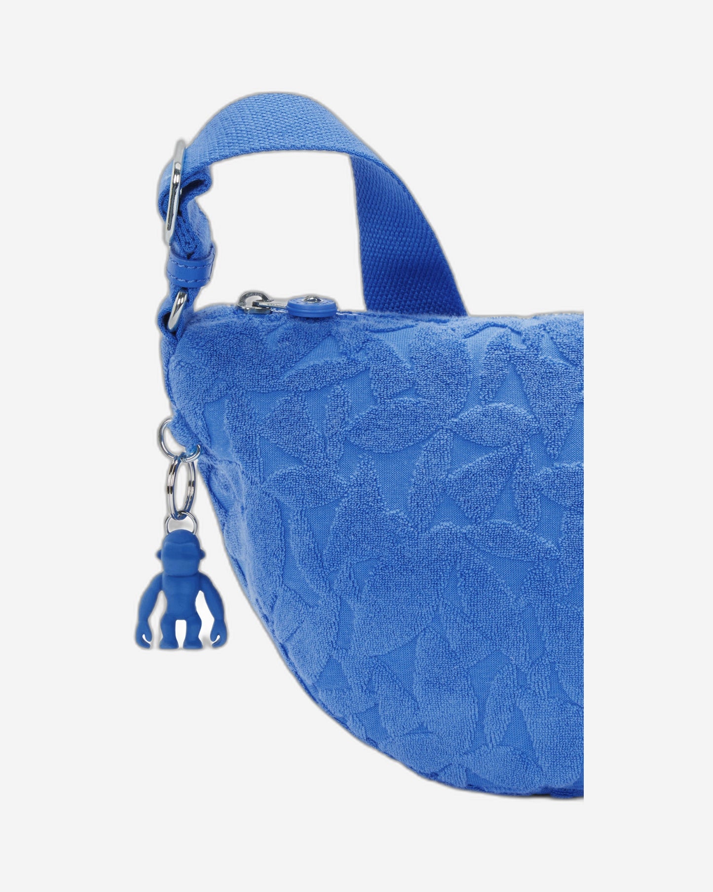 حقيبة كروسبودي مناشف بنقشة أوراق الشجر من كيبلينج، موديل I3855-7DS