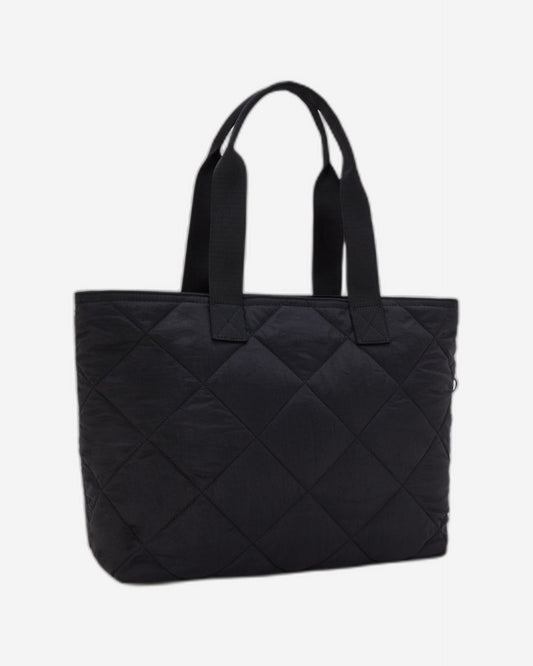 حقيبة Kipling Colissa Up Cosmic Black Quilt كبيرة الحجم I3866-95R