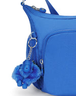 حقيبة كيبلينج غاب إس متوسطة الحجم باللون الأزرق الهافانا C2I4493-JC7