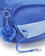 حقيبة كيبلينج غاب إس متوسطة الحجم باللون الأزرق الهافانا C2I4493-JC7