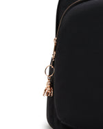 حقيبة ظهر كيبلينج ديليا إم سوداء وردية كبيرة I4869-62Q