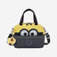 حقيبة غداء كبيرة من Kipling Miyo Minion Jeans Bl مع جراب عربة C2I5533-MI8