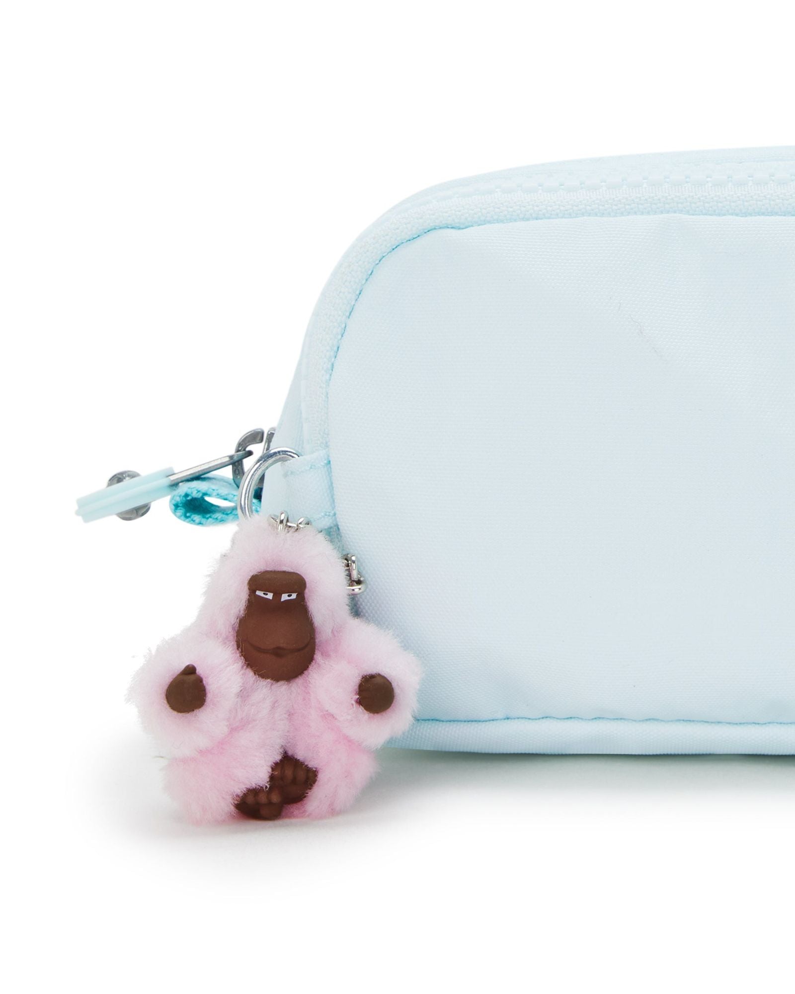 حقيبة أقلام كيبلينج جيتروي بلو سكاي ميتاليك كبيرة I5702-5MB