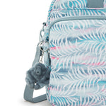 حقيبة سفر Kipling Defea XL متوسطة الحجم بنقشة أوراق النخيل I5839-3QN