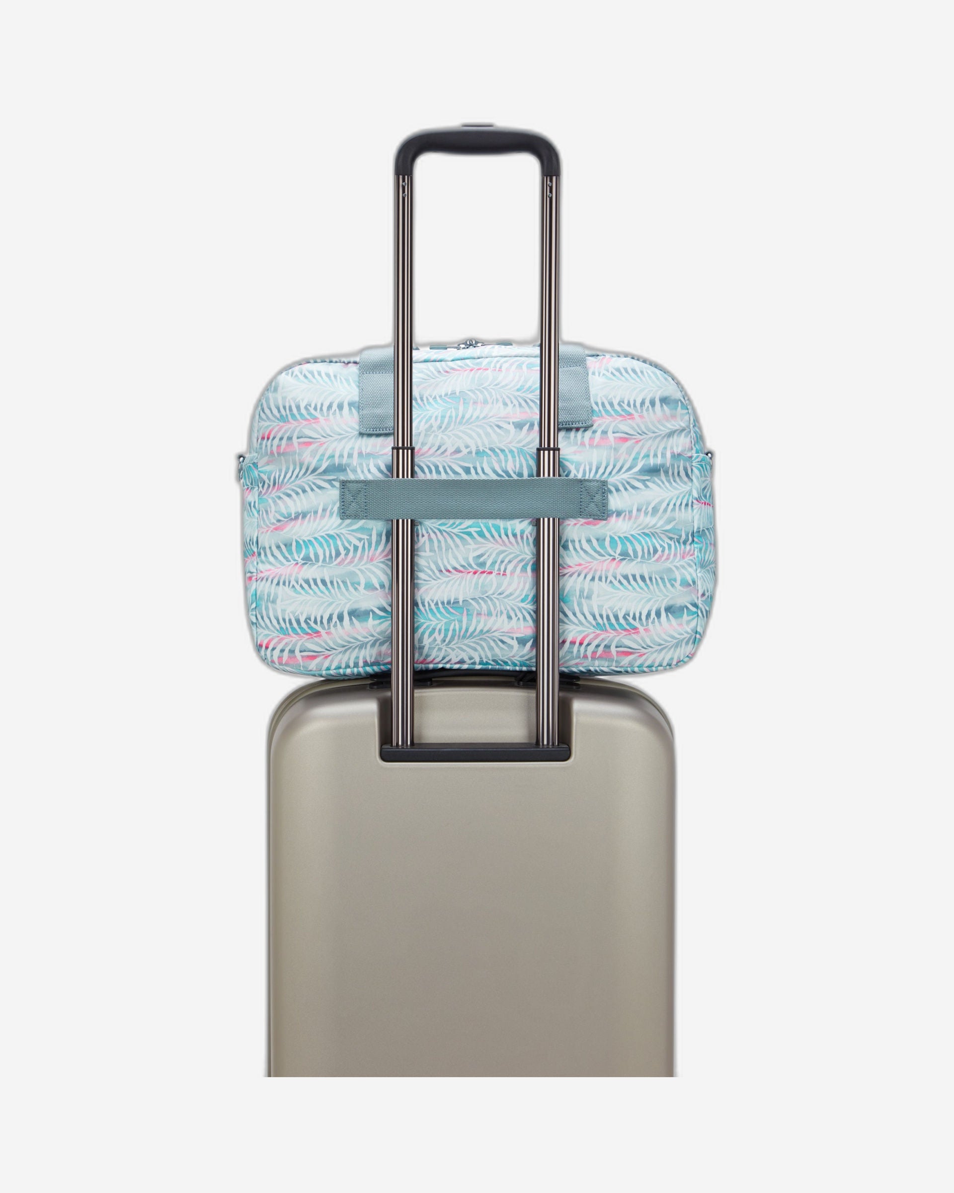 حقيبة سفر Kipling Defea XL متوسطة الحجم بنقشة أوراق النخيل I5839-3QN