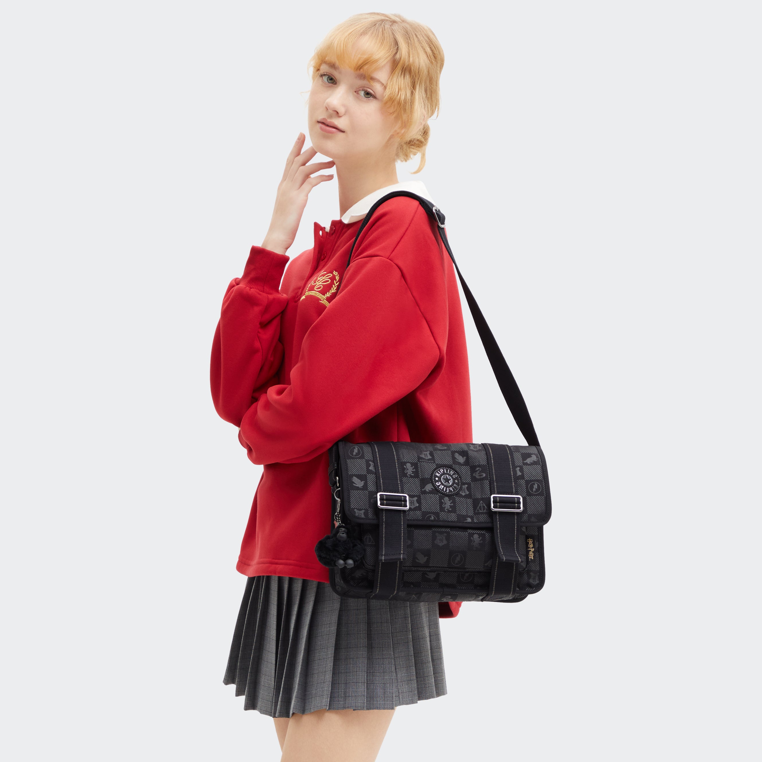 حقيبة كيبلينج ميف ماجيكال سوداء متوسطة الحجم I6710-9HP