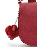 حقيبة Kipling Loreen M متوسطة الحجم باللون الأحمر العصري I7729-4SS