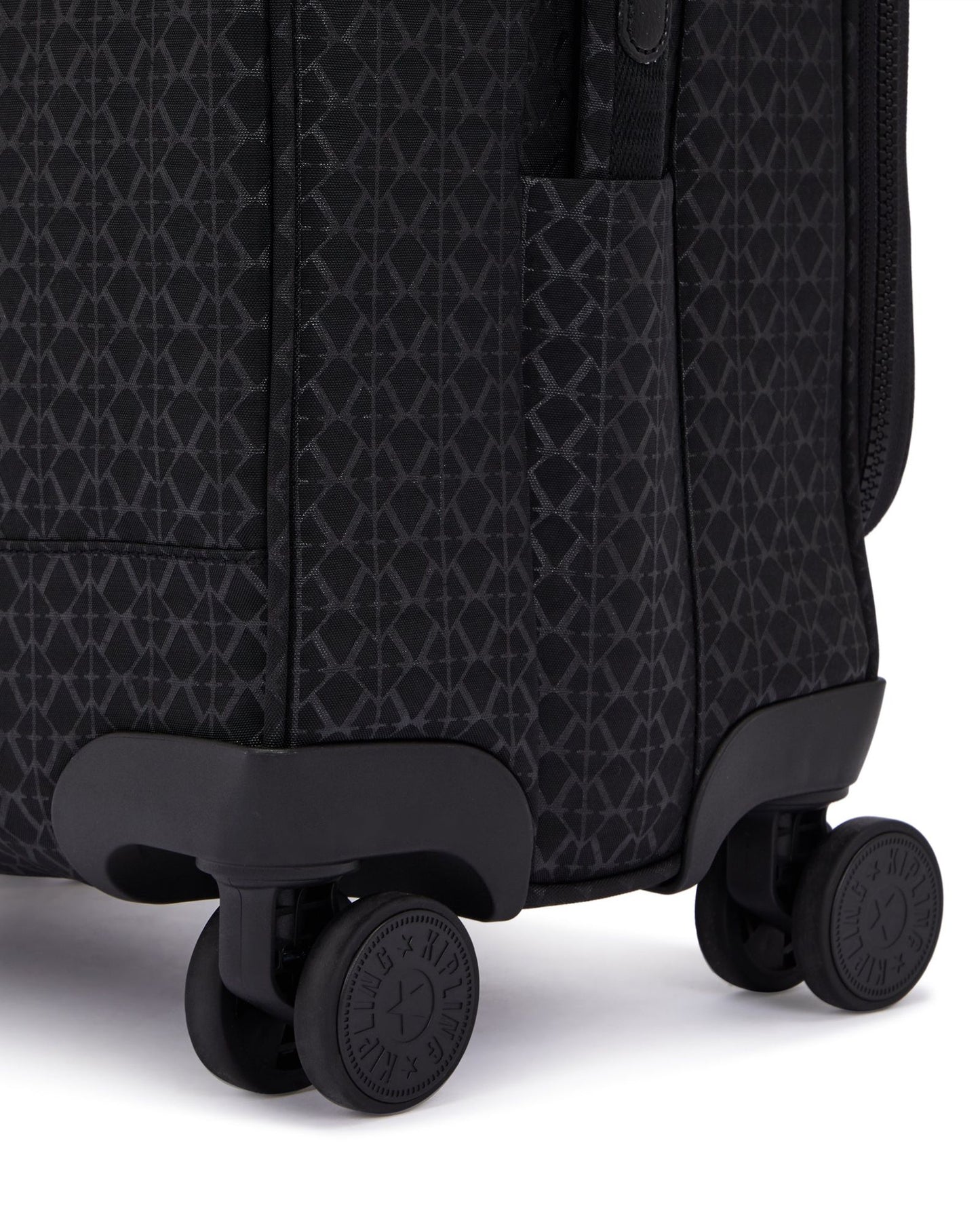 حقيبة سفر صغيرة من كيبلينج نيو يوري سبين إس سيجنتشر إمب C2I7971-K59