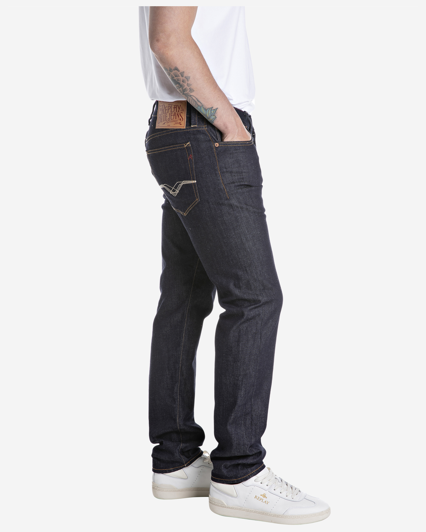 Replay Neaal Slim-Fit Jeans