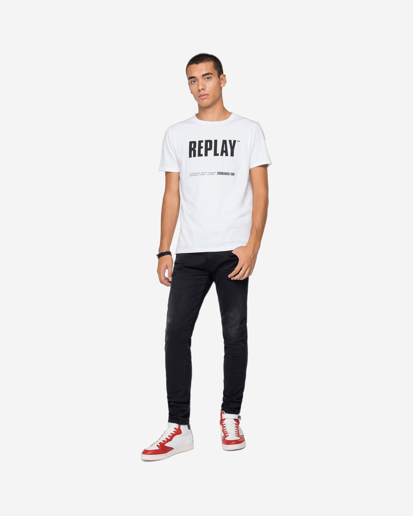 تي شيرت مطبوع عليه شعار Replay Blue Jeans Established 1981