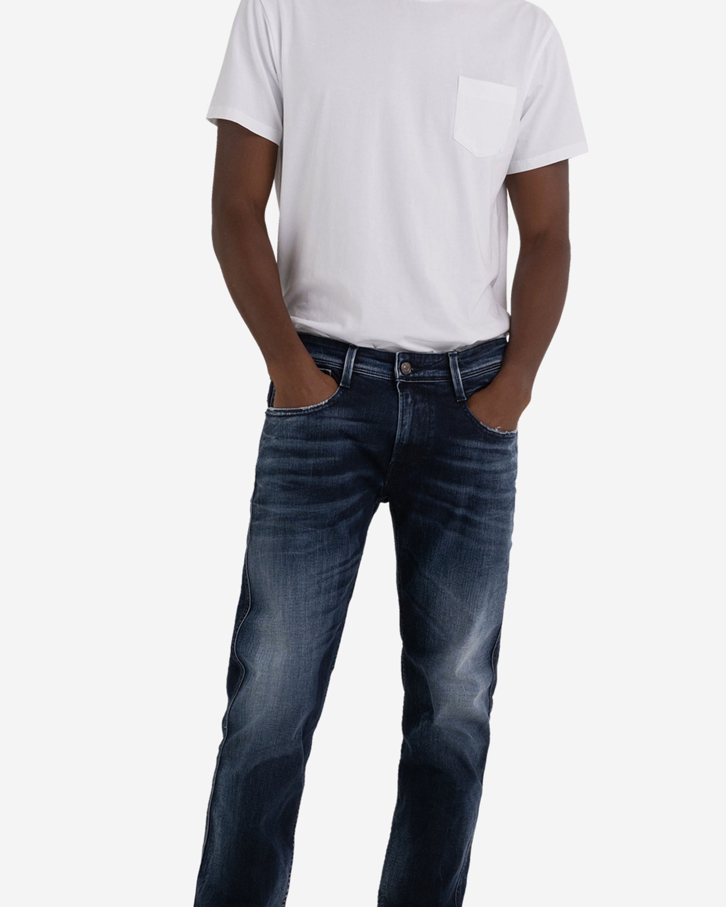 بنطال جينز أنباس بقصة ضيقة