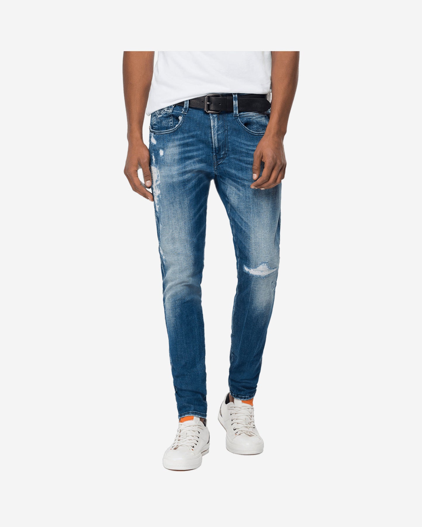 بنطال جينز بروني بقصّة Slim Fit