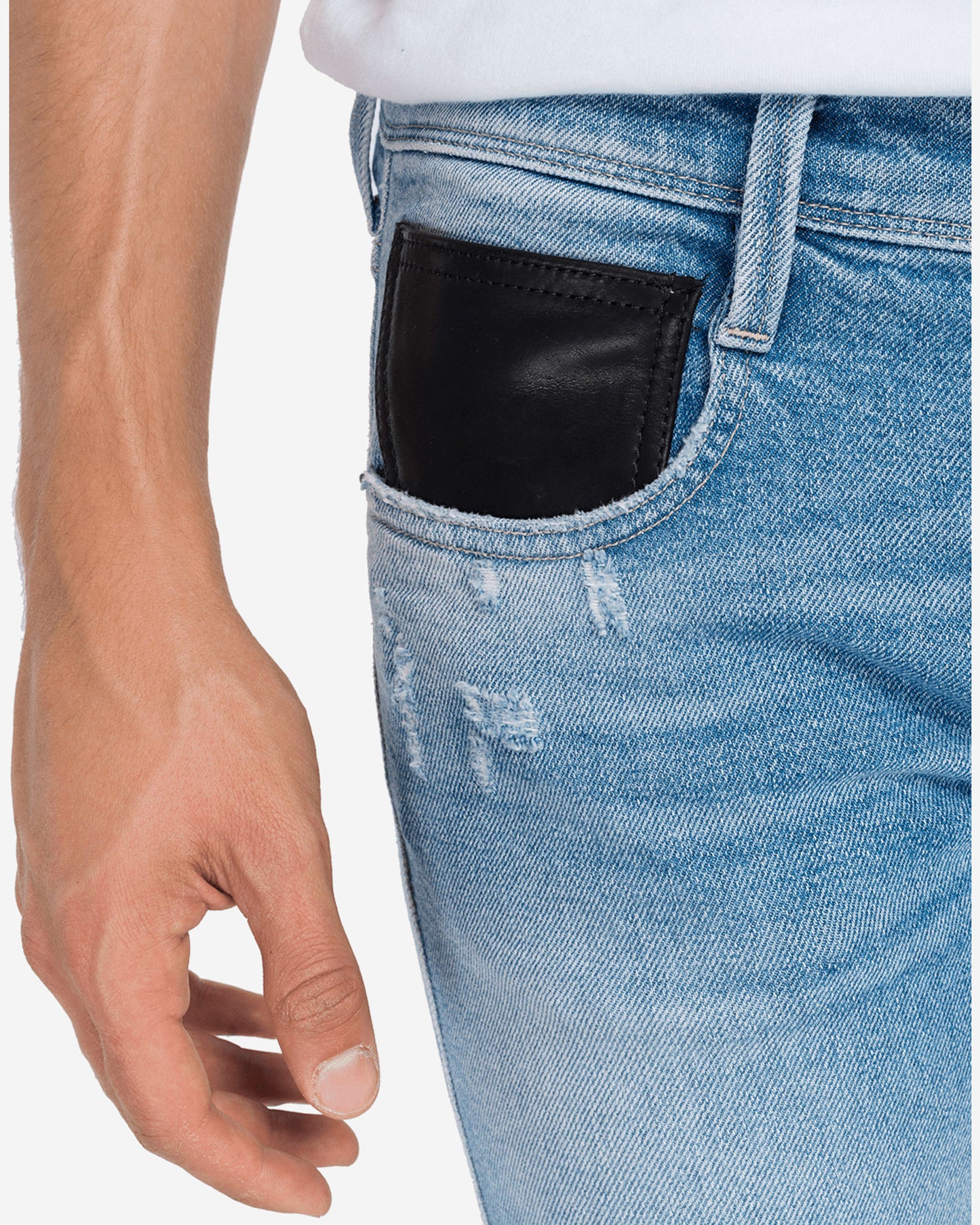 بنطال جينز مايسترو أنباس بقصة Slim Fit