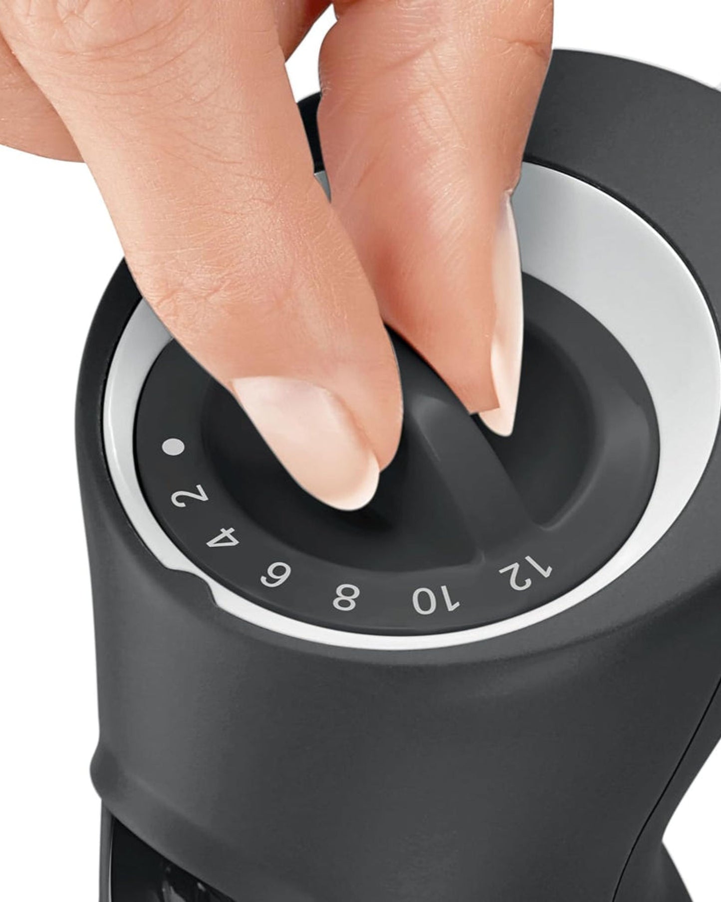 خلاط يدوي بوش بقوة 800 واط، مزود بـ 12 سرعة، شفرة كواترو توربو، ومفرمة وخفاقة - MS6CA4150G أبيض