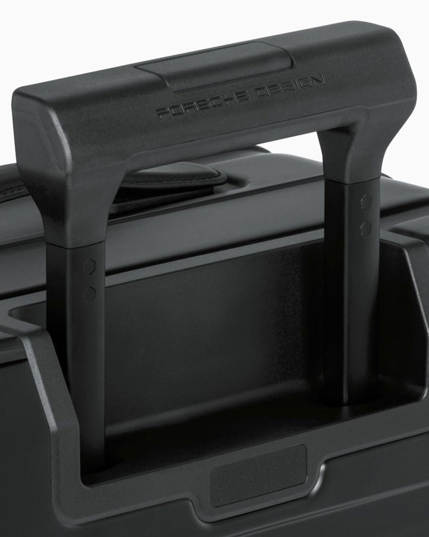 حقيبة أمتعة فاخرة من الألومنيوم بعجلتين من تصميم بورشه رودستر 4