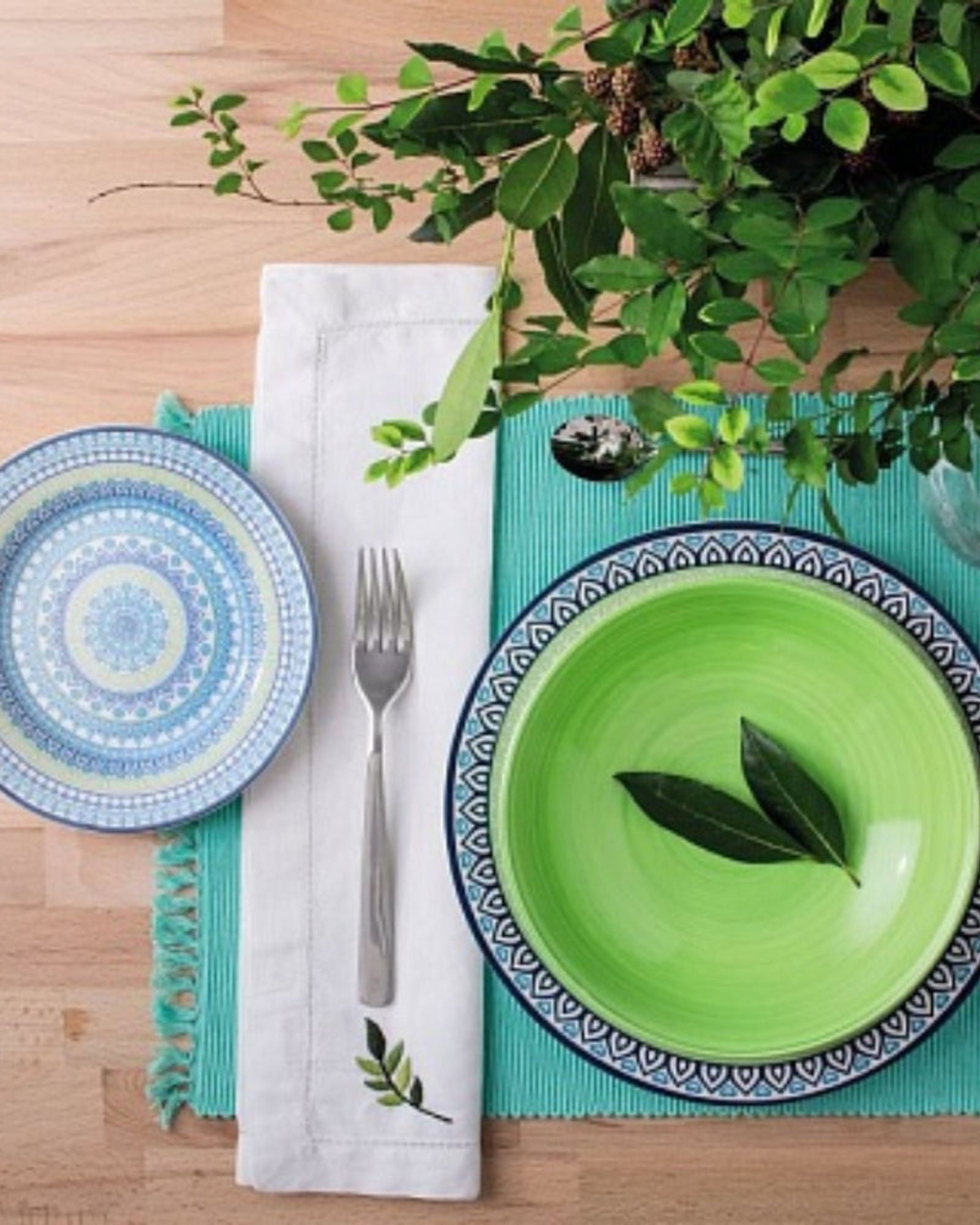 طقم طاولة توجنانا ١٨ قطعة - أوليمبيا جينجر