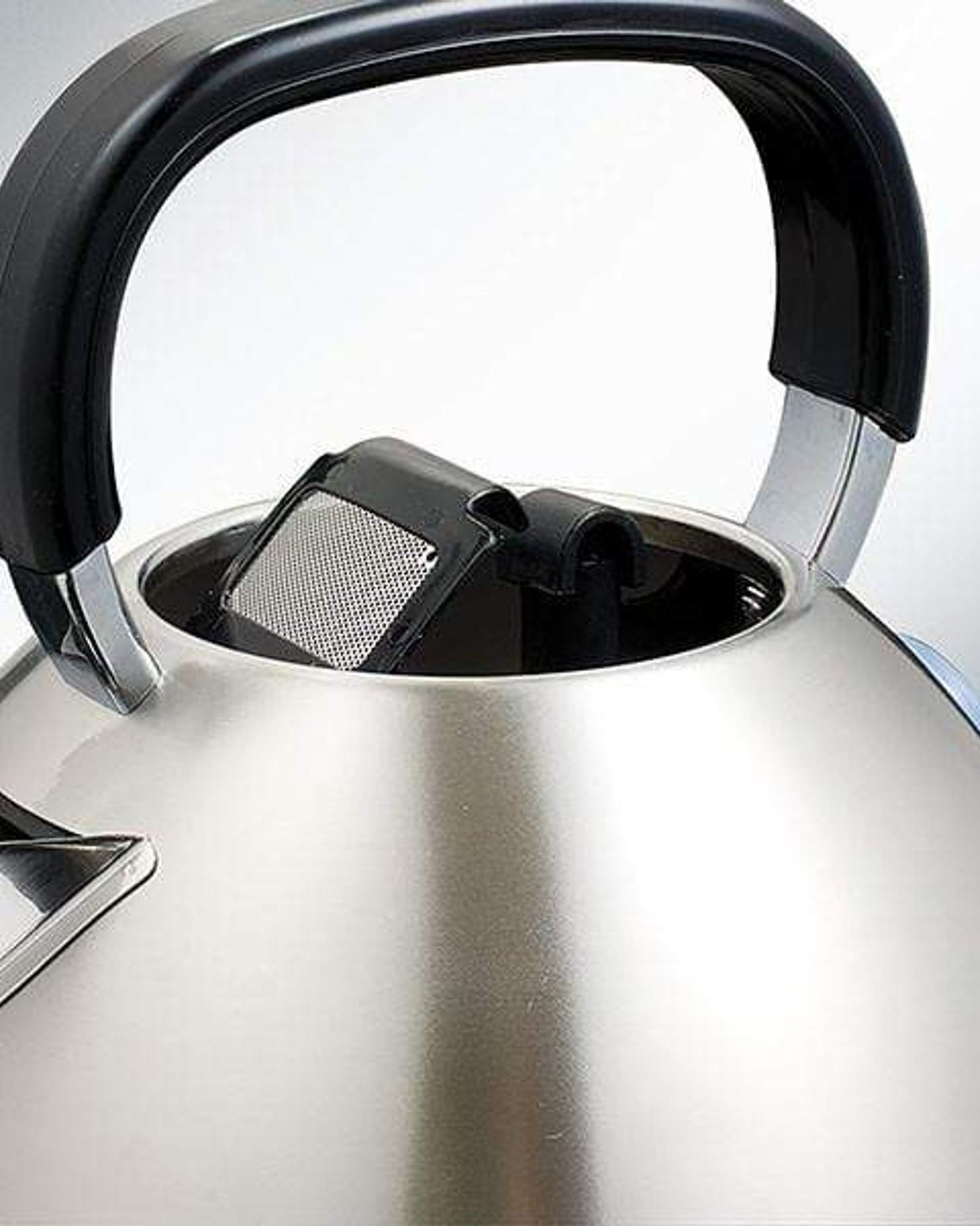 غلاية كينوود التقليدية المصنوعة من الفولاذ المقاوم للصدأ سعة 1.6 لتر