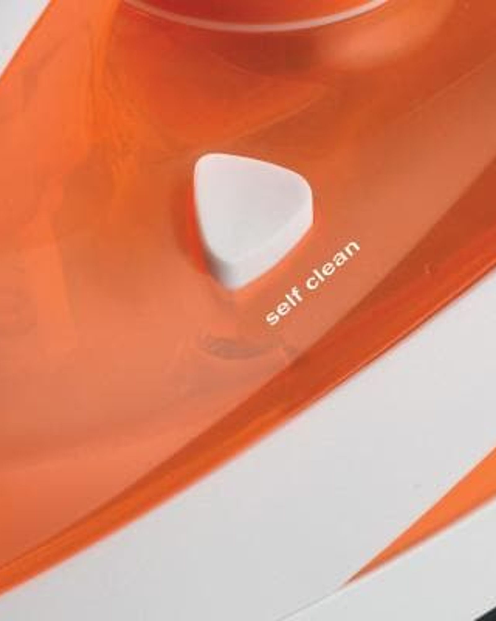 مكواة بخار سيراميك من كينوود