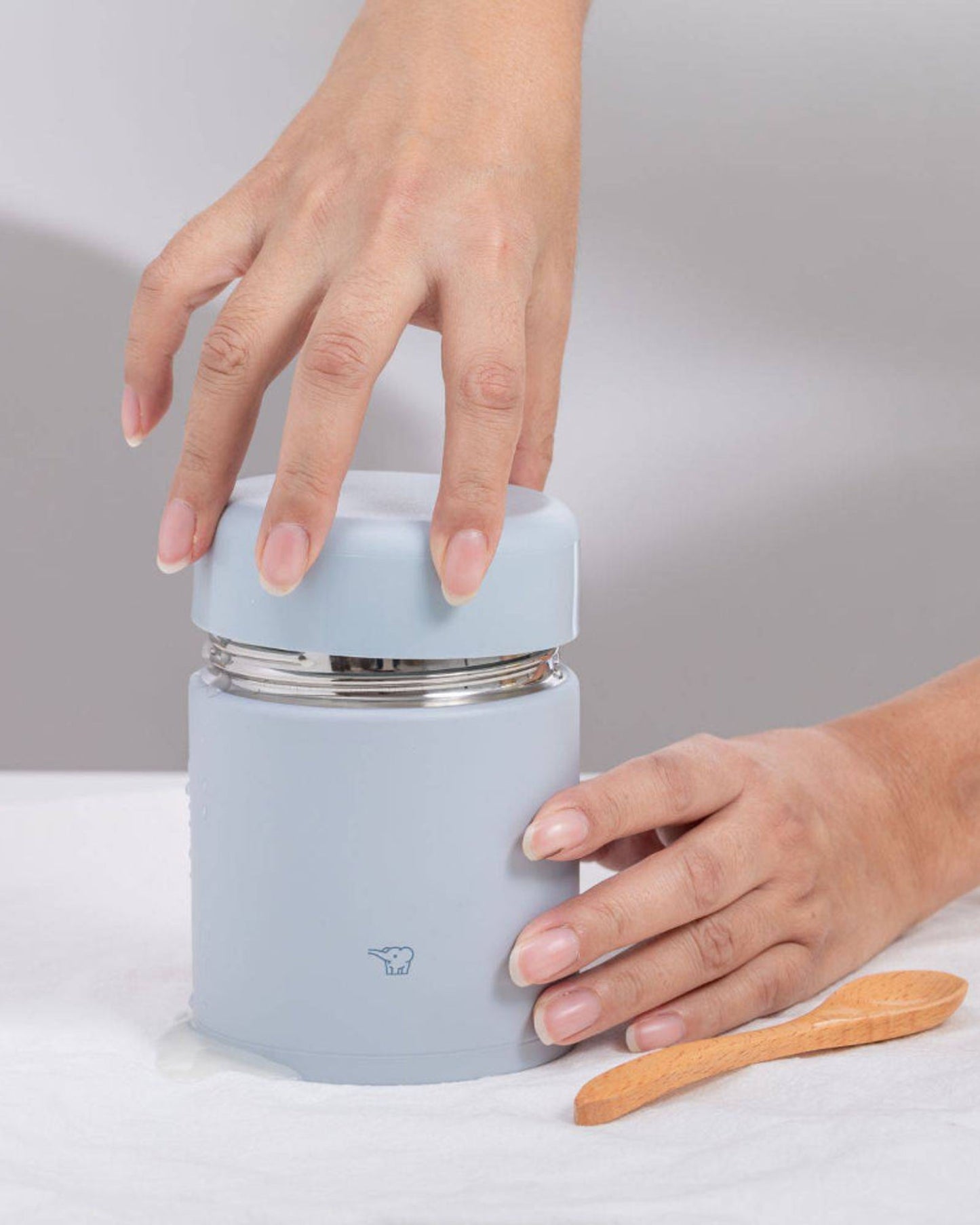 وعاء حساء زوجيروشي من الفولاذ المقاوم للصدأ، رمادي فاتح، بتفريغ الهواء، 0.52 بوصة