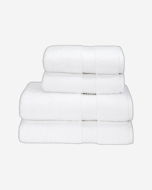 طقم حمام وسجادة حمام أبيض من كريستي سوبريم