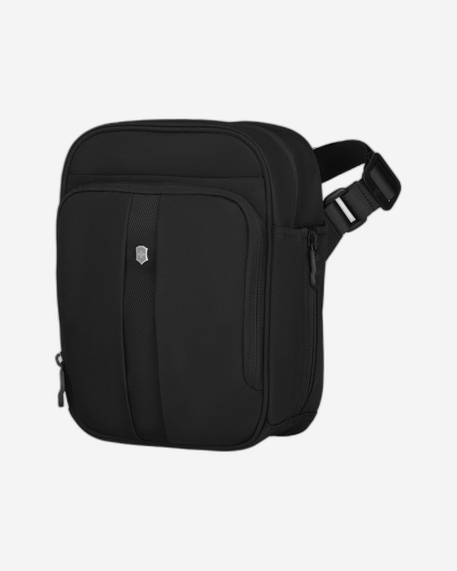 حقيبة كروس بودي فيكتورينوكس فيرتيكال ترافل كومبانيون