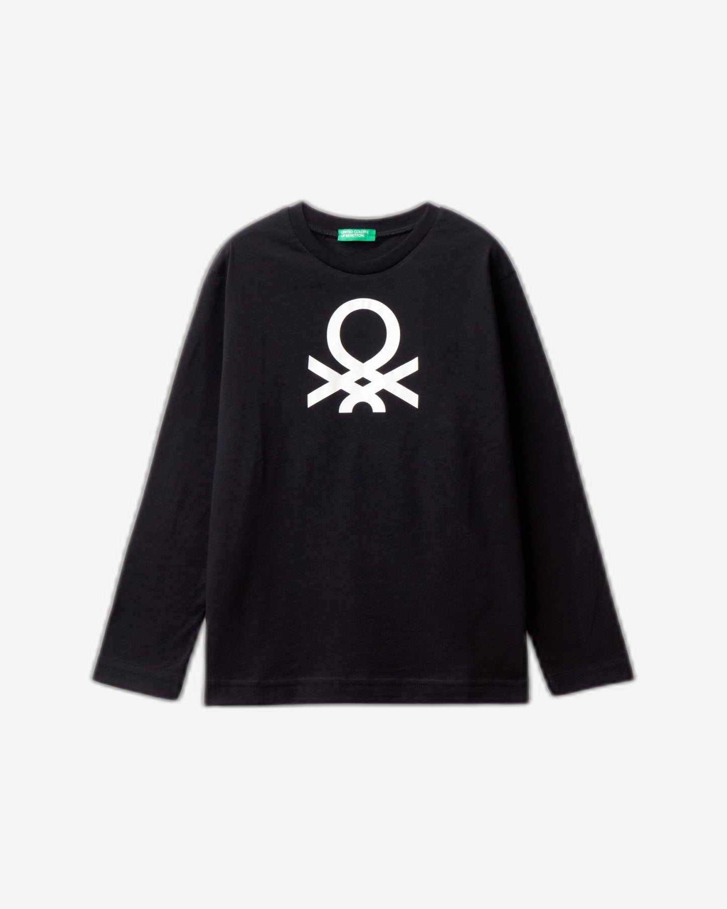 تي شيرت بأكمام طويلة مع شعار