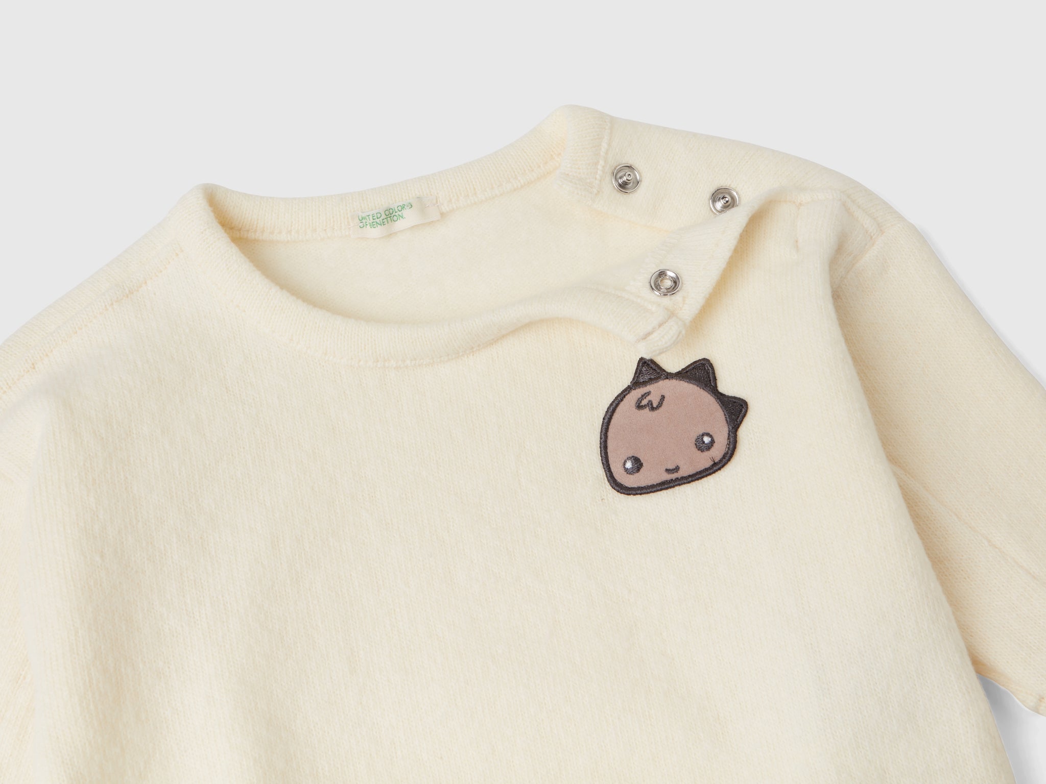 سويت شيرت من مزيج القطن المعاد تدويره