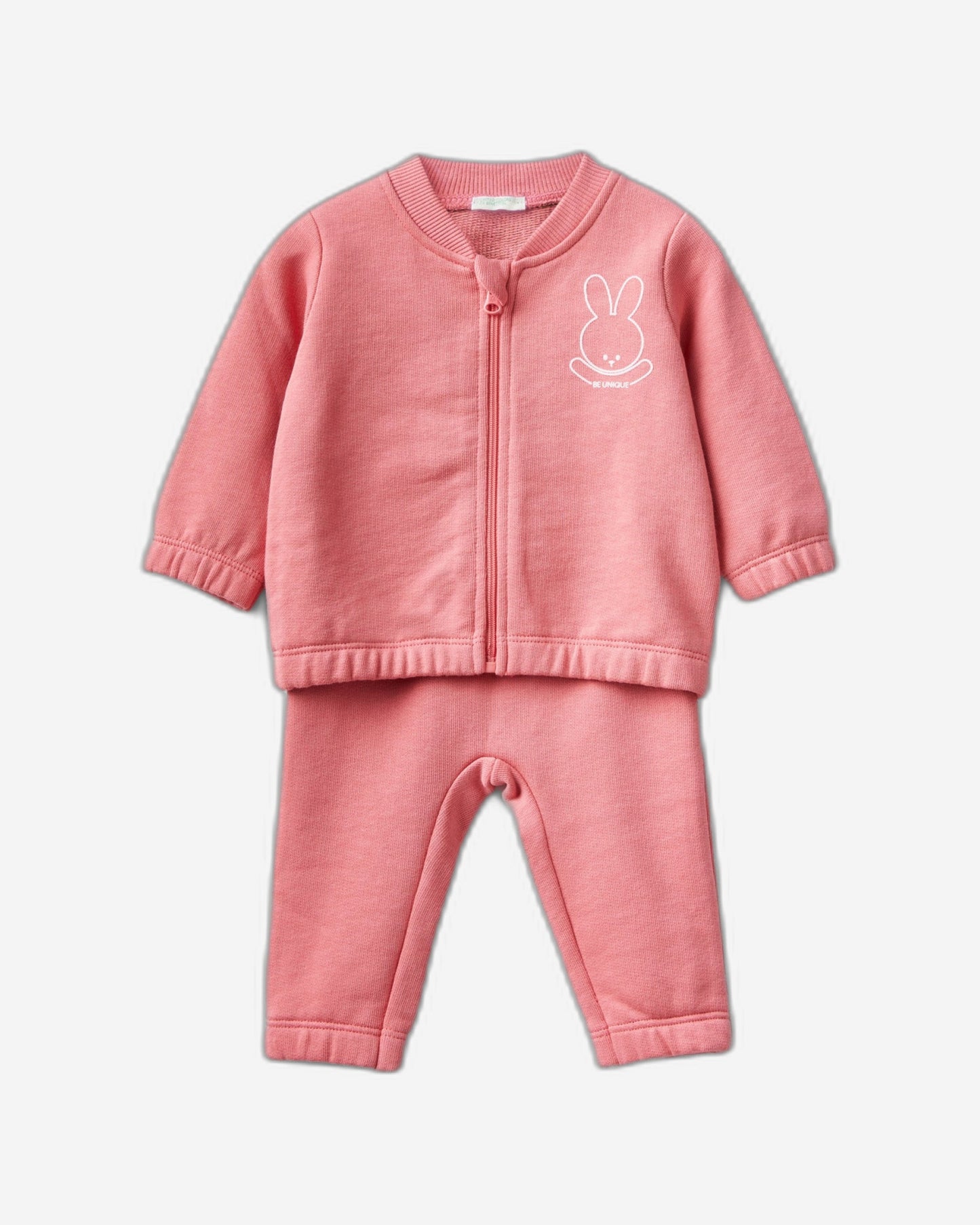 ملابس رياضية من القطن العضوي