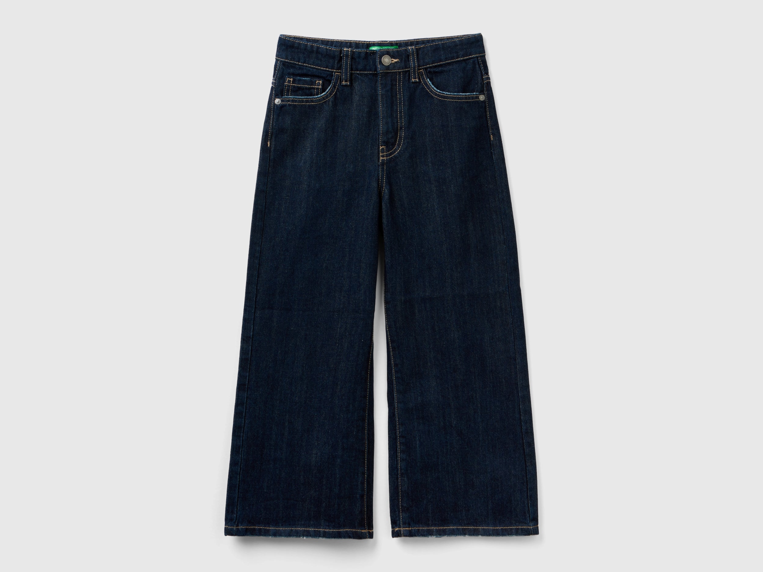 Wide fit high-waisted jeans