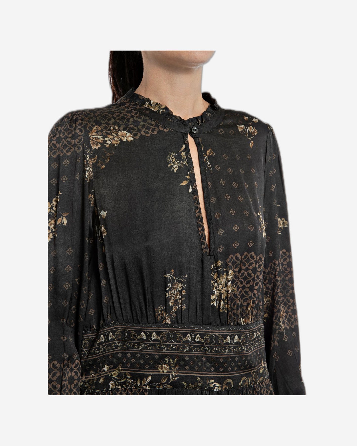 فيستيتو لونغو في فيسكوزا ستامبا في كل مكان