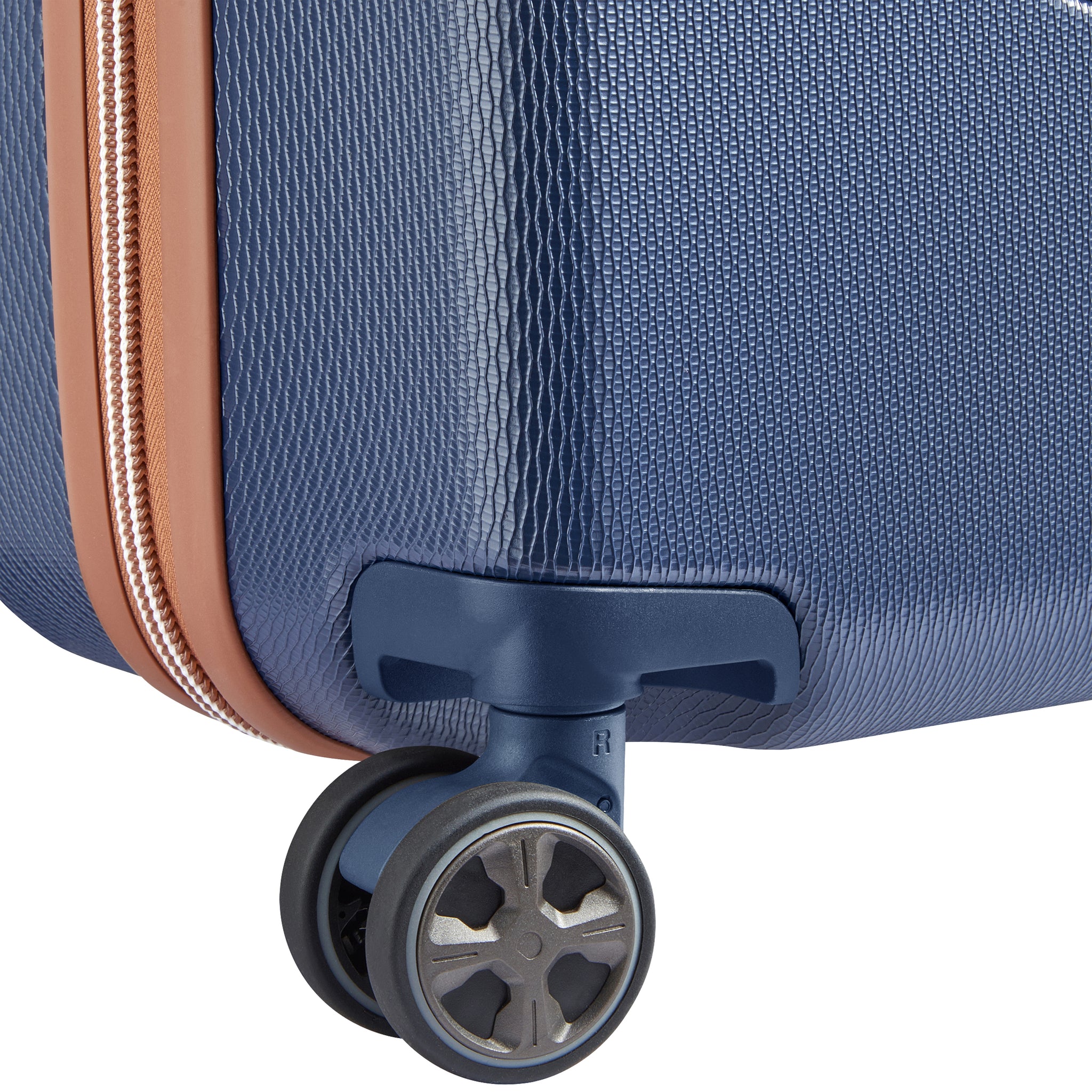 حقيبة سفر ديلسي باريس شاتليه إير ٢.٠ صلبة غير قابلة للتمدد بأربع عجلات مزدوجة