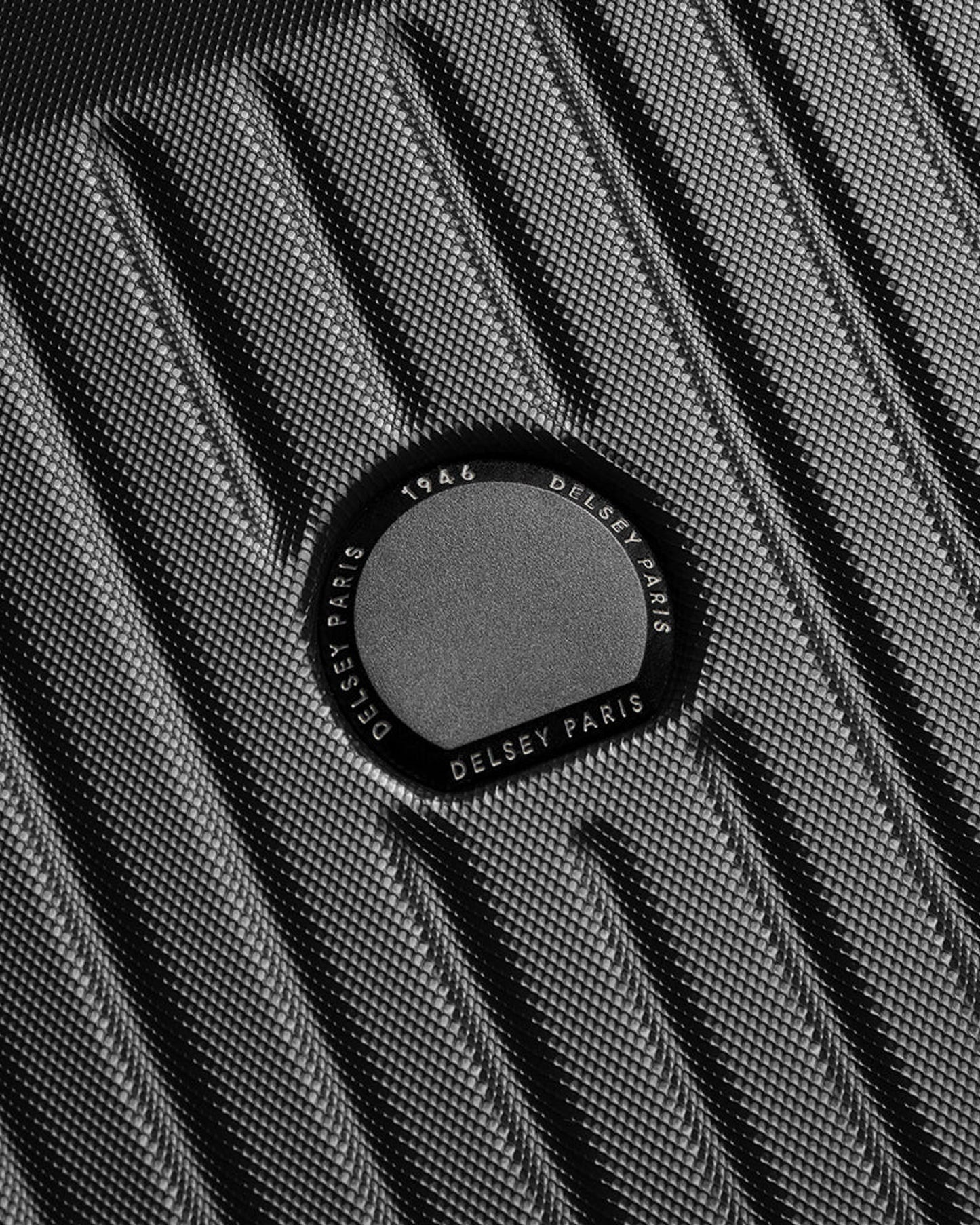 عربة أمتعة قابلة للتوسيع بأربع عجلات مزدوجة من ديلسي باريس كريستين هاردكيس