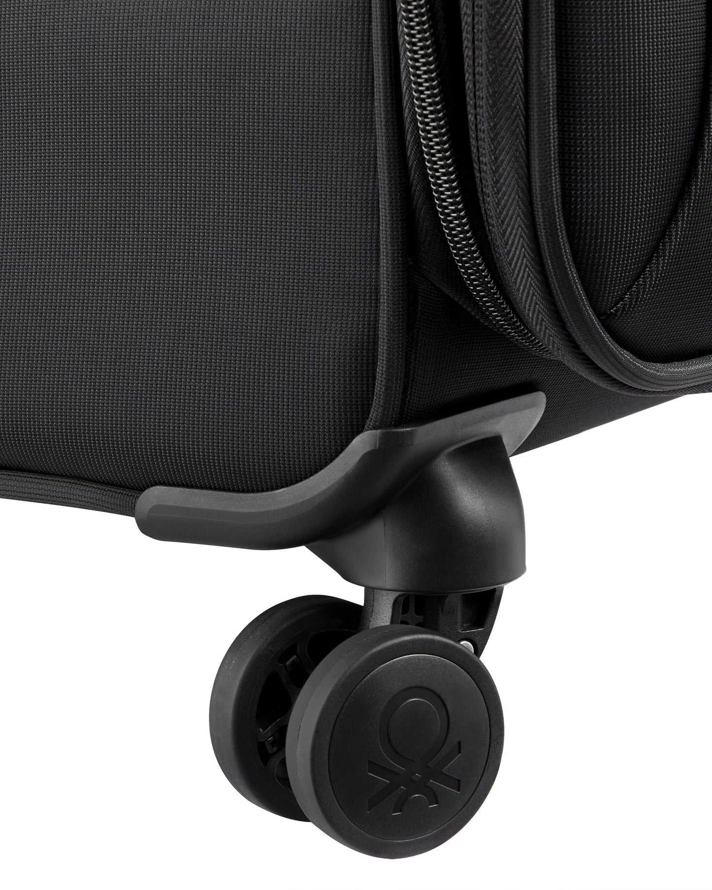 حقيبة سفر ناعمة قابلة للتمدد بعجلتين من UCB Color Block 4