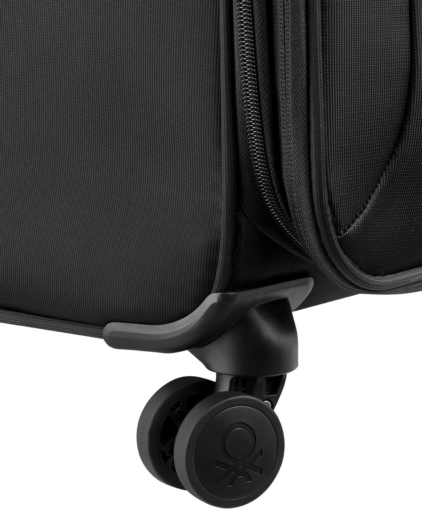 حقيبة سفر ناعمة قابلة للتمدد بعجلتين من UCB Color Block 4