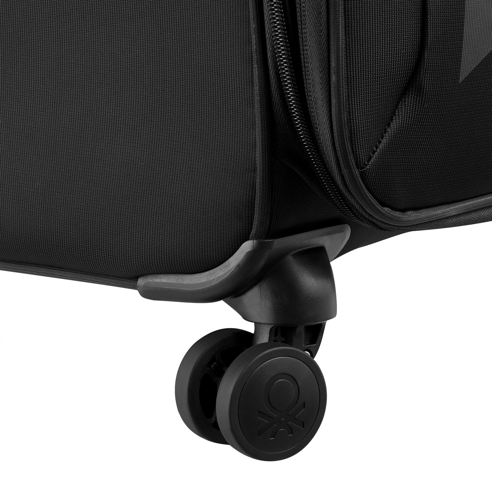 حقيبة سفر ناعمة قابلة للتمدد بعجلتين من UCB Color Block 4