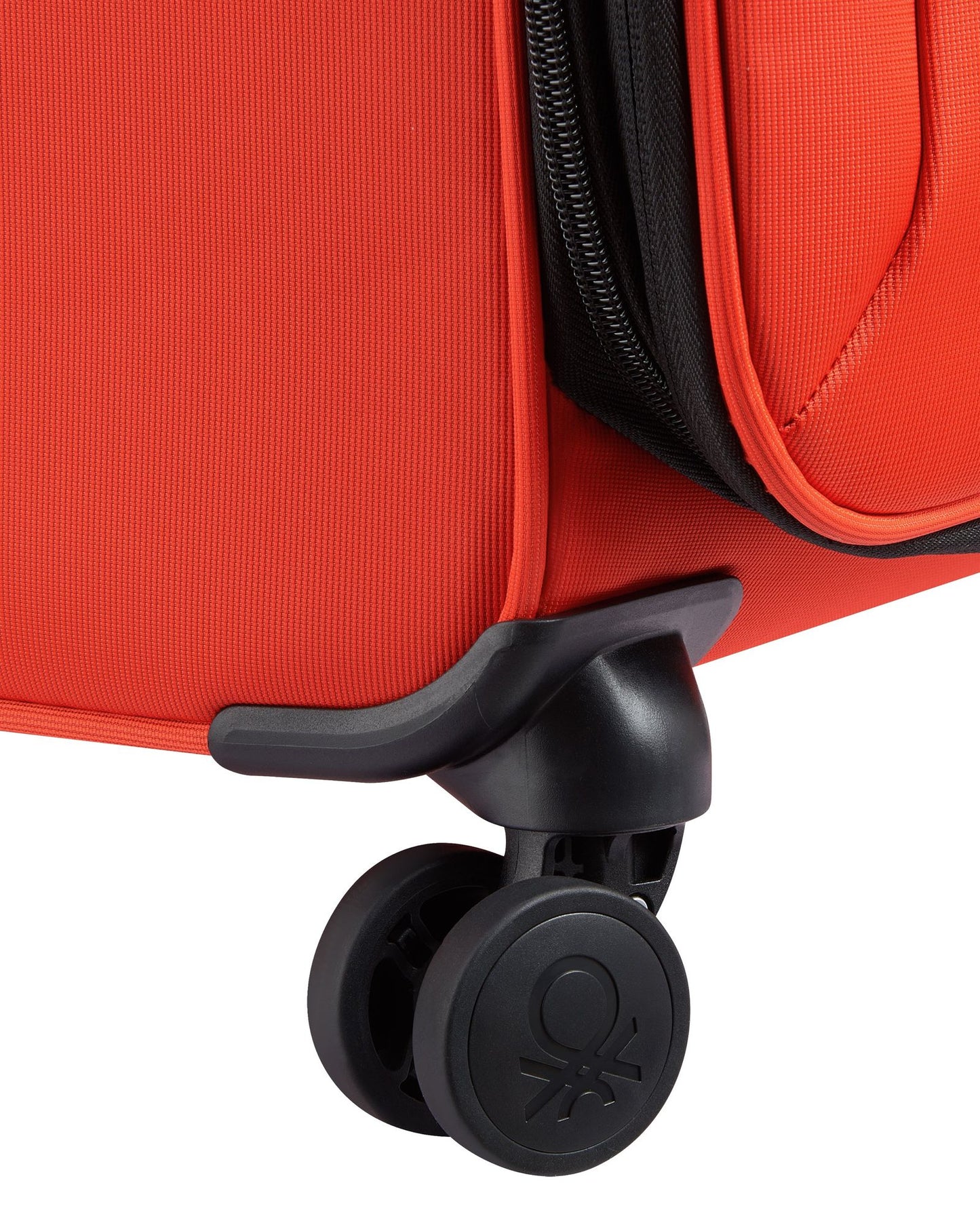 حقيبة سفر ناعمة قابلة للتمدد بعجلتين من UCB Color Block 4