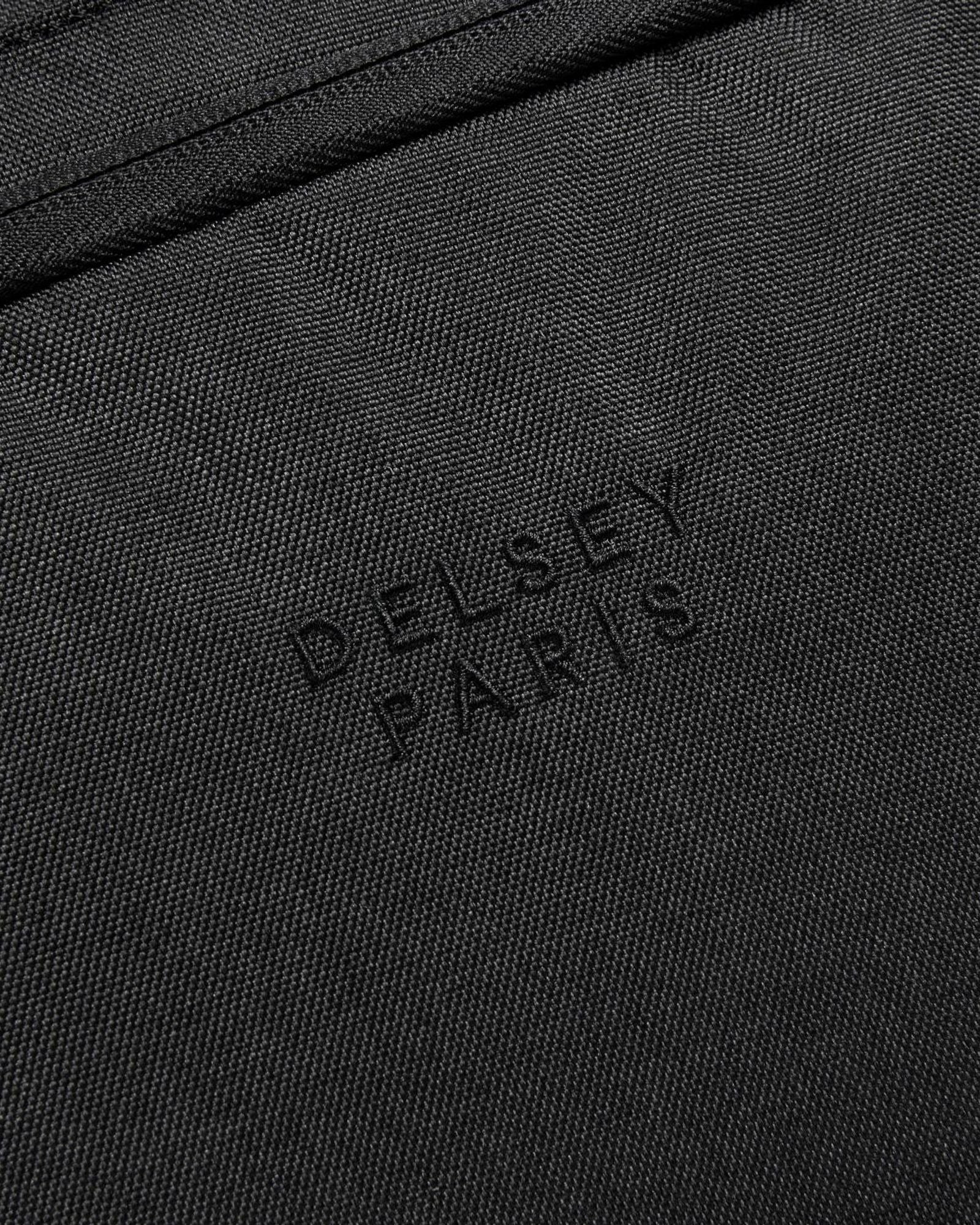 حقيبة ديلسي باريس إسبلانيد بعجلتين لحمل أجهزة الكمبيوتر المحمولة، لون أسود داكن 