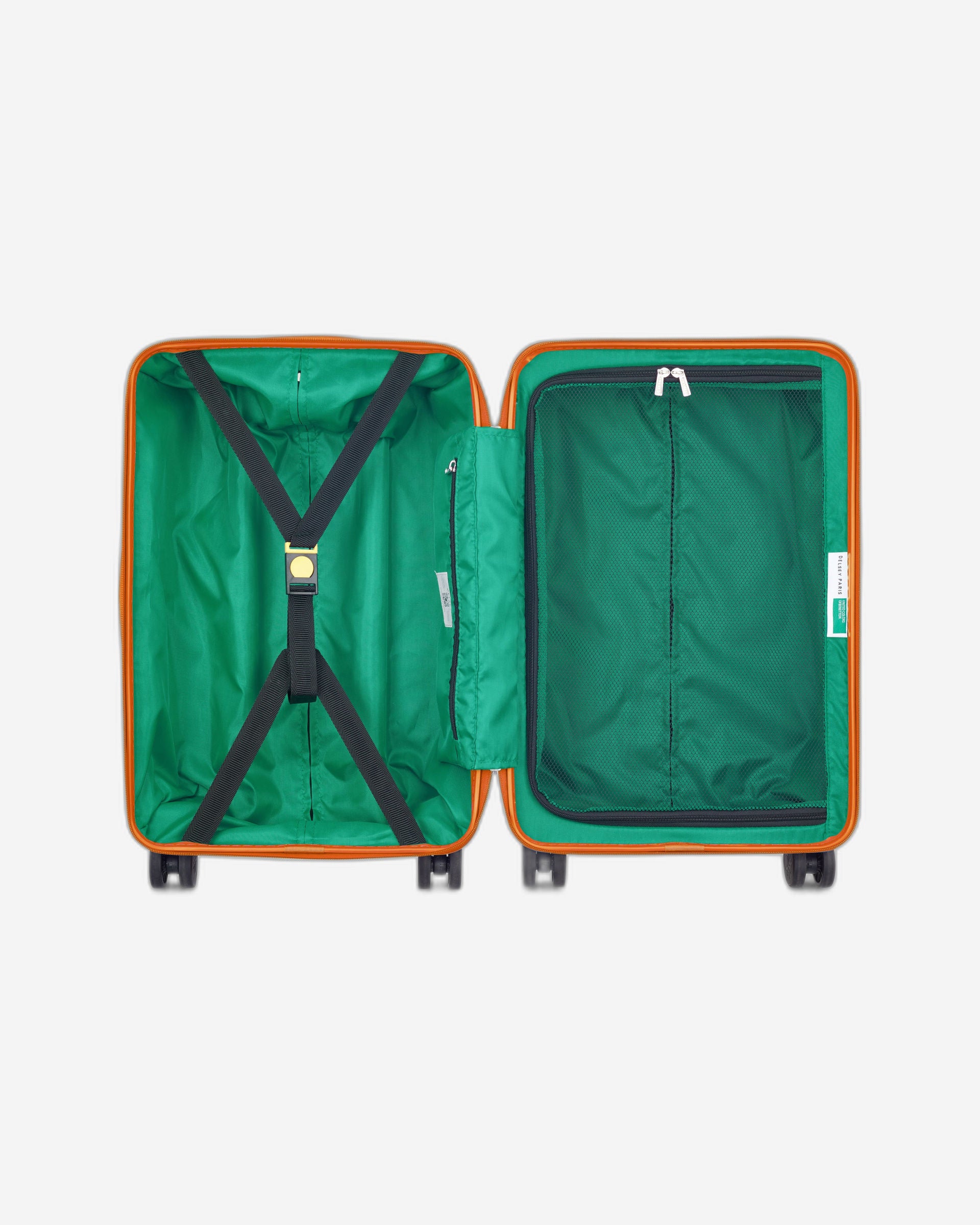 عربة أمتعة UCOB Fabrica 4 ذات العجلات المزدوجة والغطاء الصلب غير القابل للتمدد